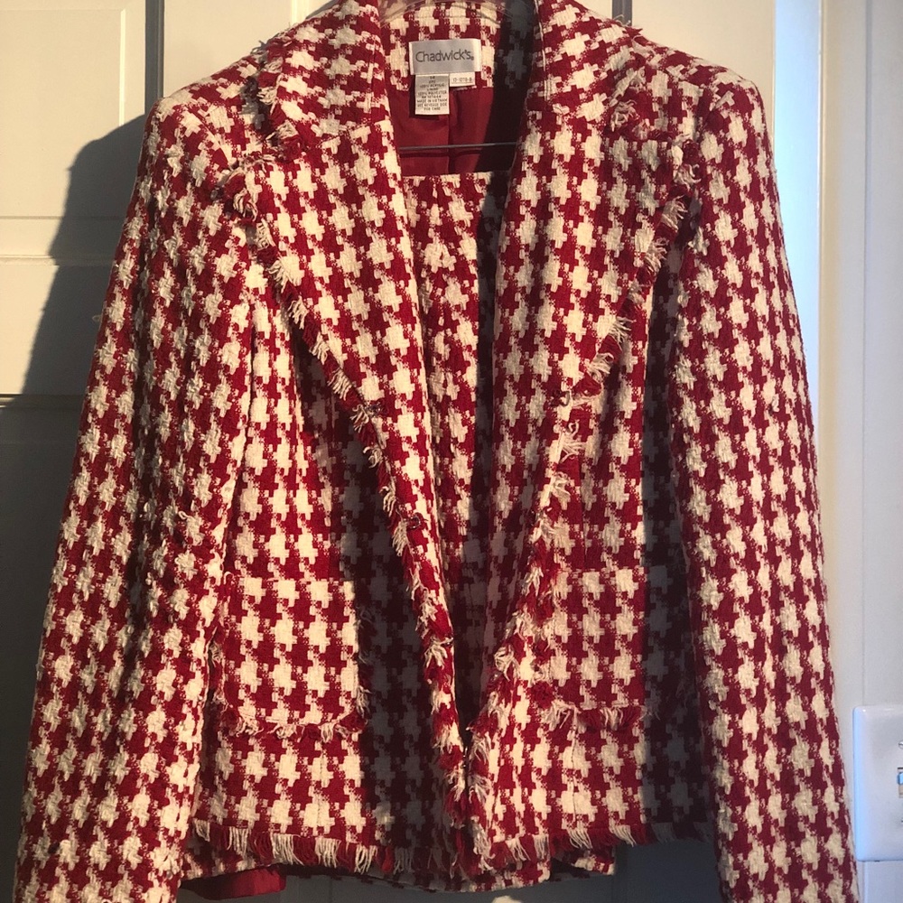 Women’s suit